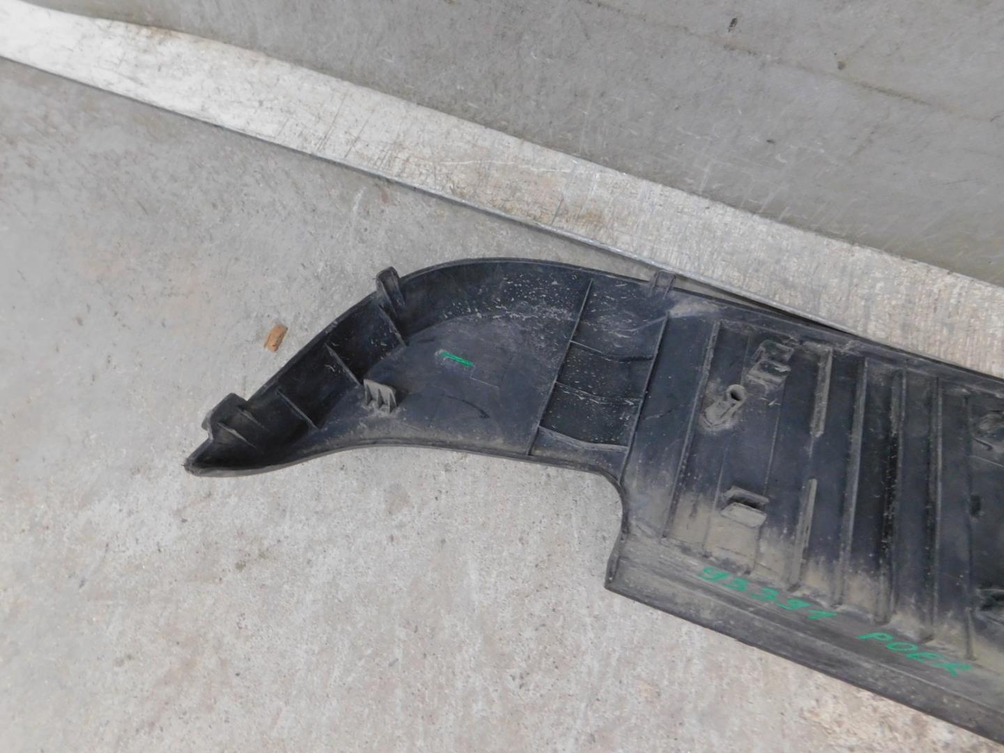 Накладка заднего бампера