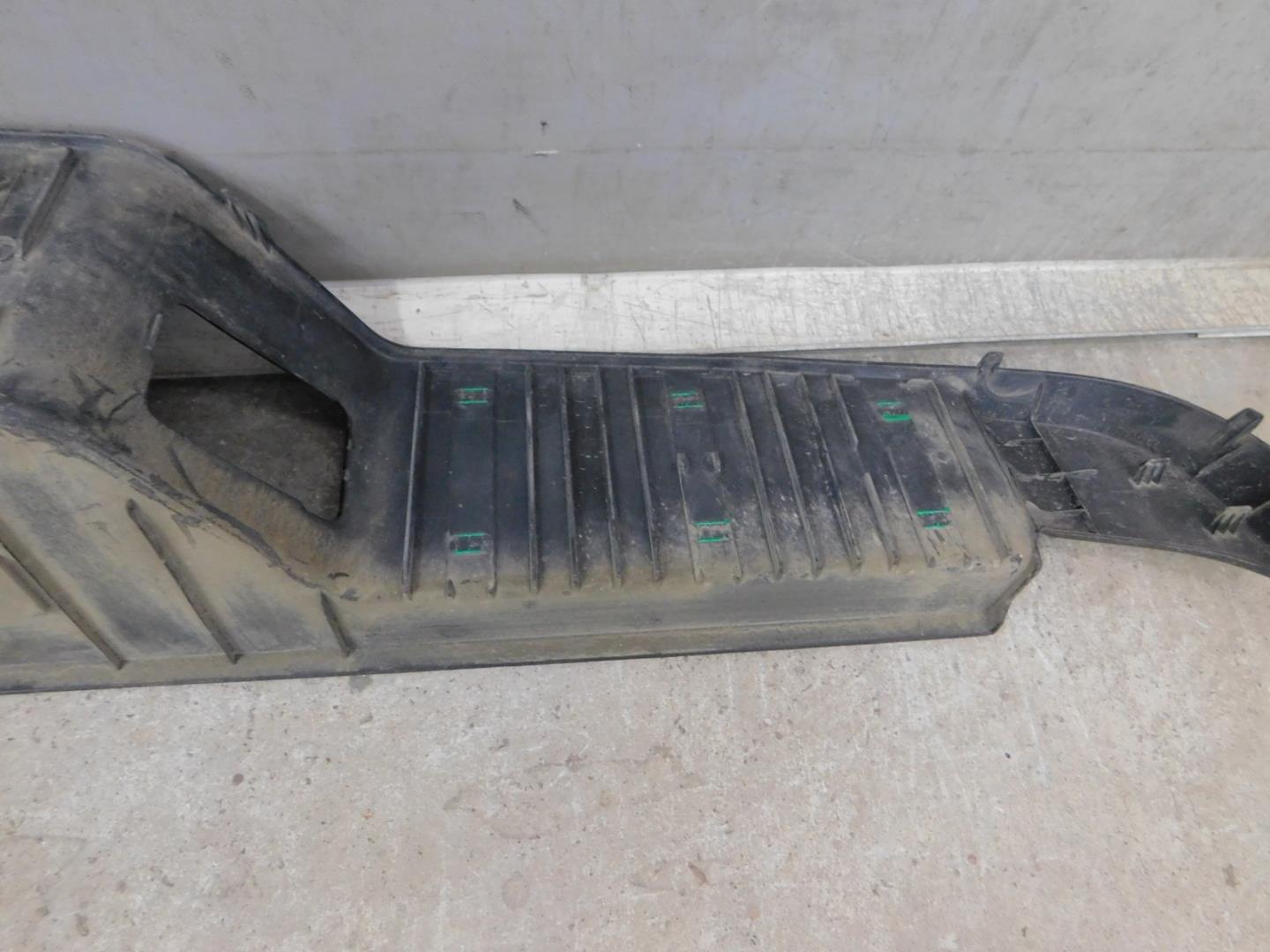 Накладка заднего бампера