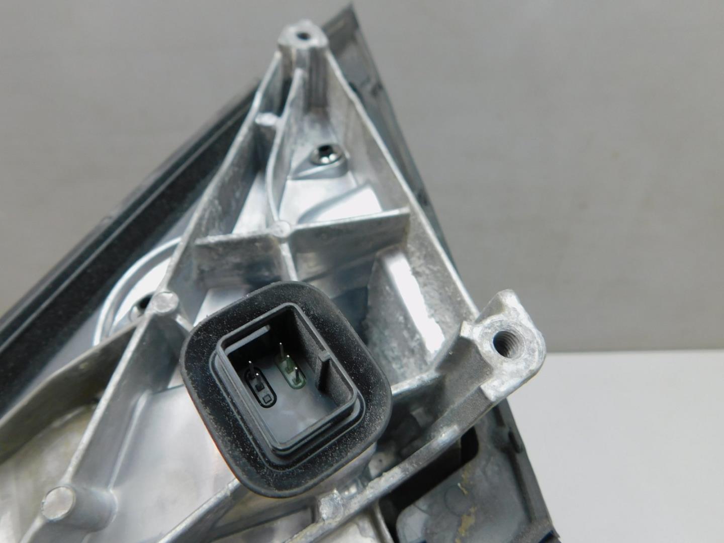 Зеркало левое электрическое