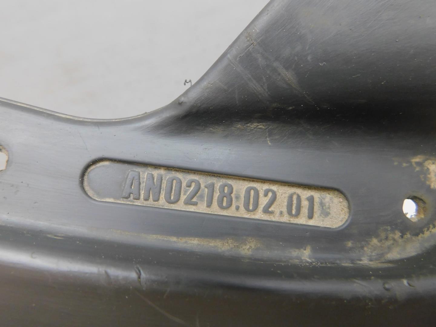 Брызговик задний левый