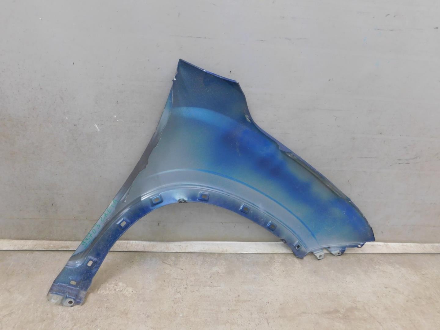 Крыло переднее левое