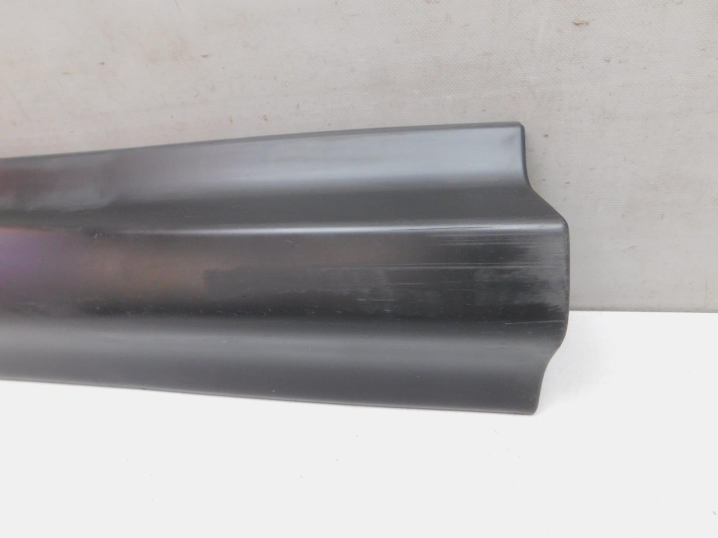 Накладка двери задней правой