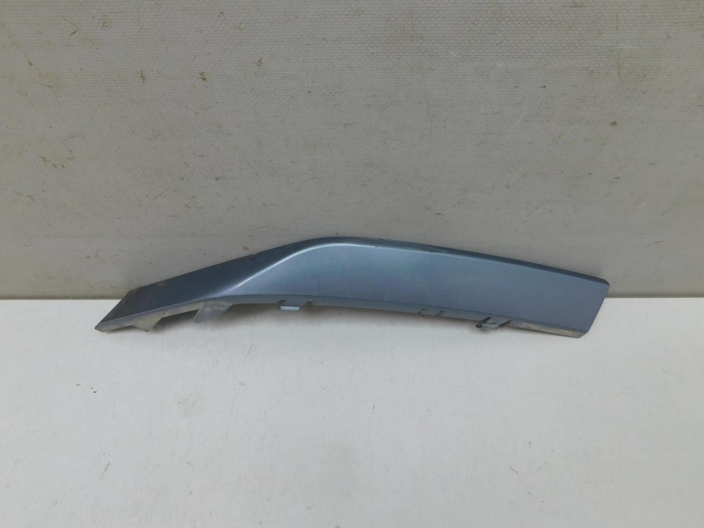 Накладка переднего бампера