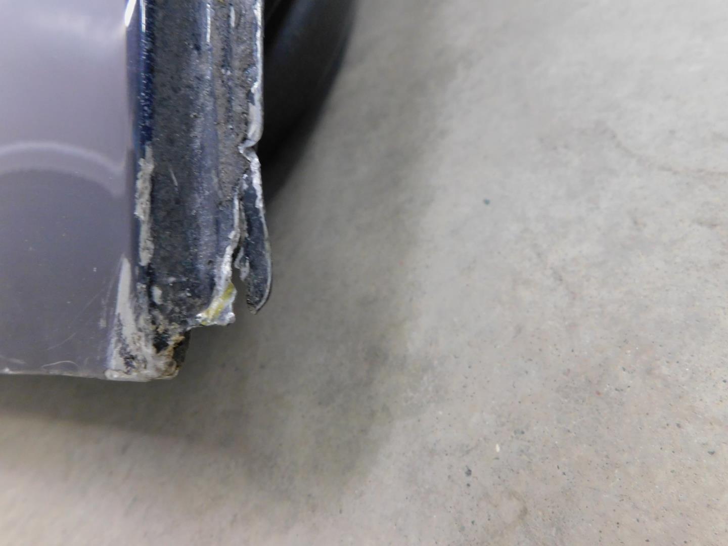 Дверь задняя правая