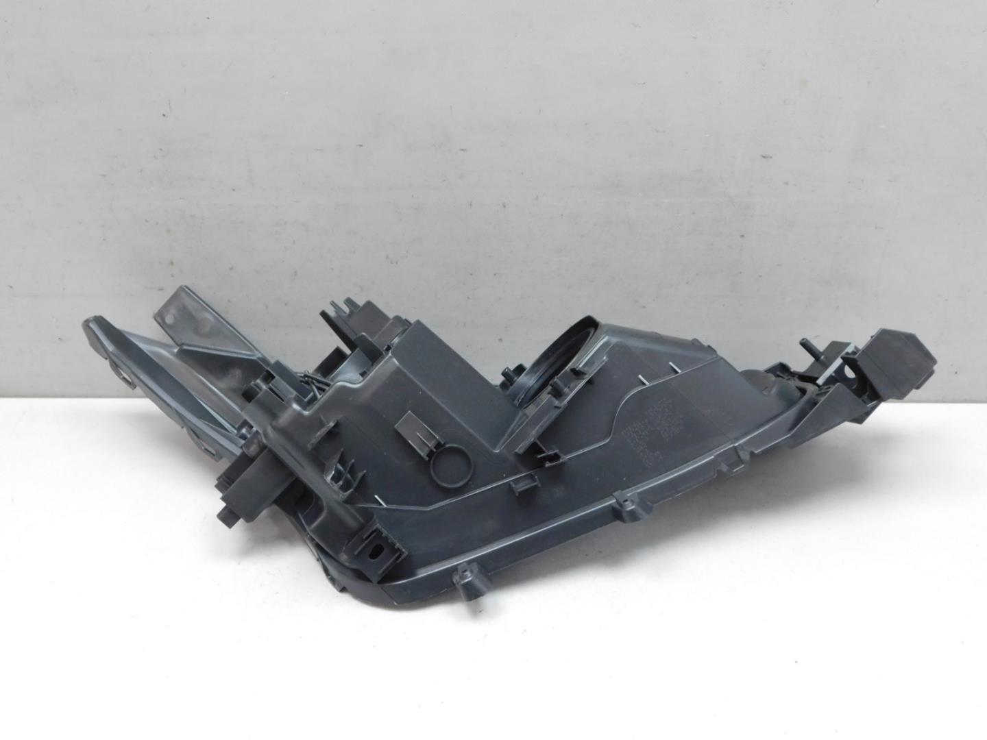 Корпус фары левой