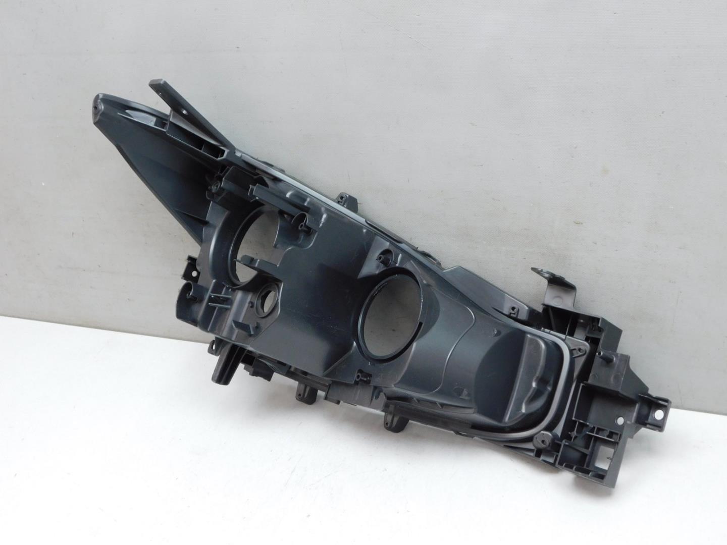 Корпус фары левой