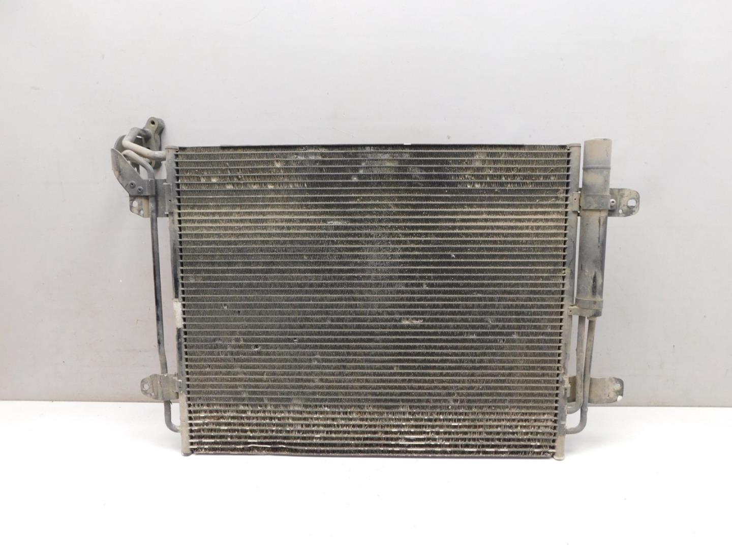 Радиатор кондиционера / конденсер