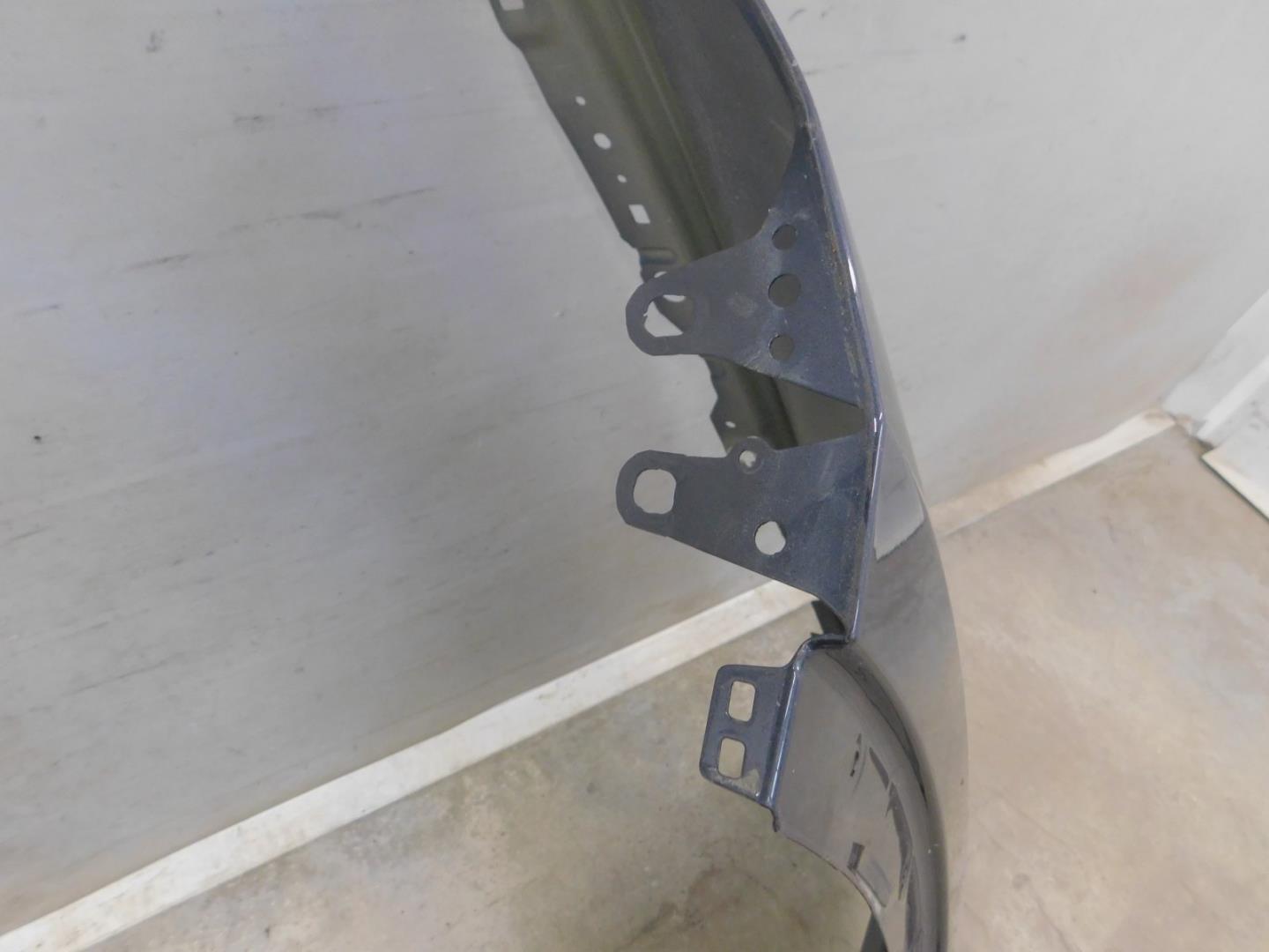 Крыло переднее левое