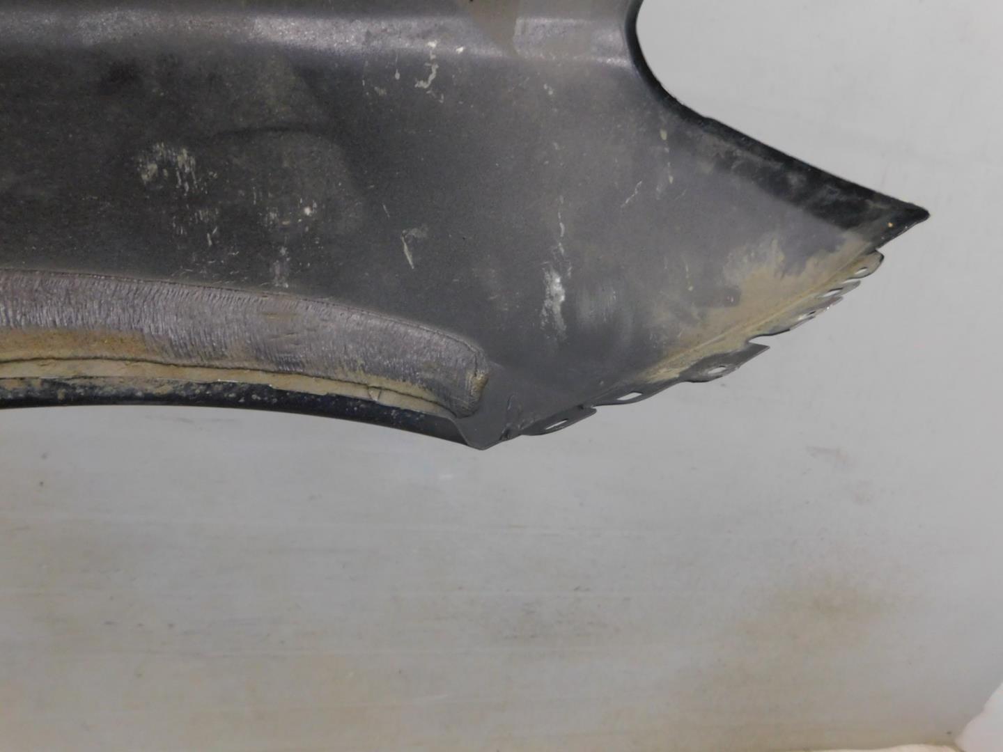 Крыло переднее левое