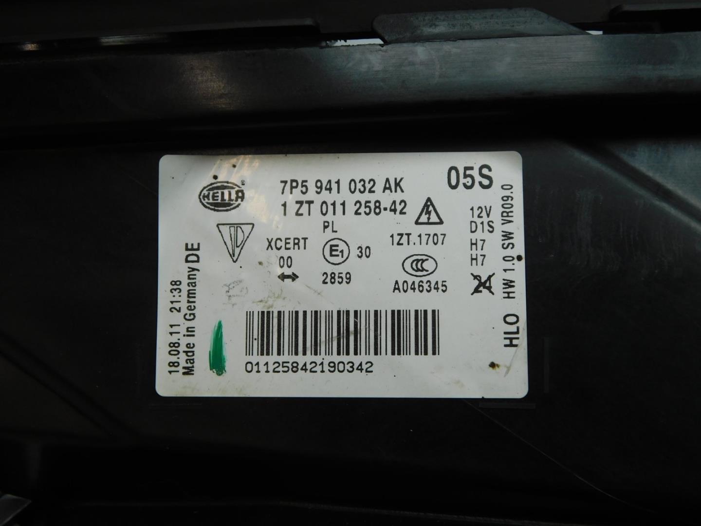 Фара правая