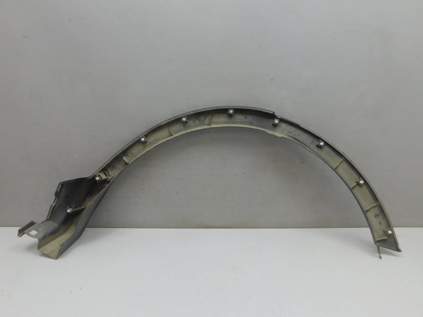 Накладка заднего крыла правого