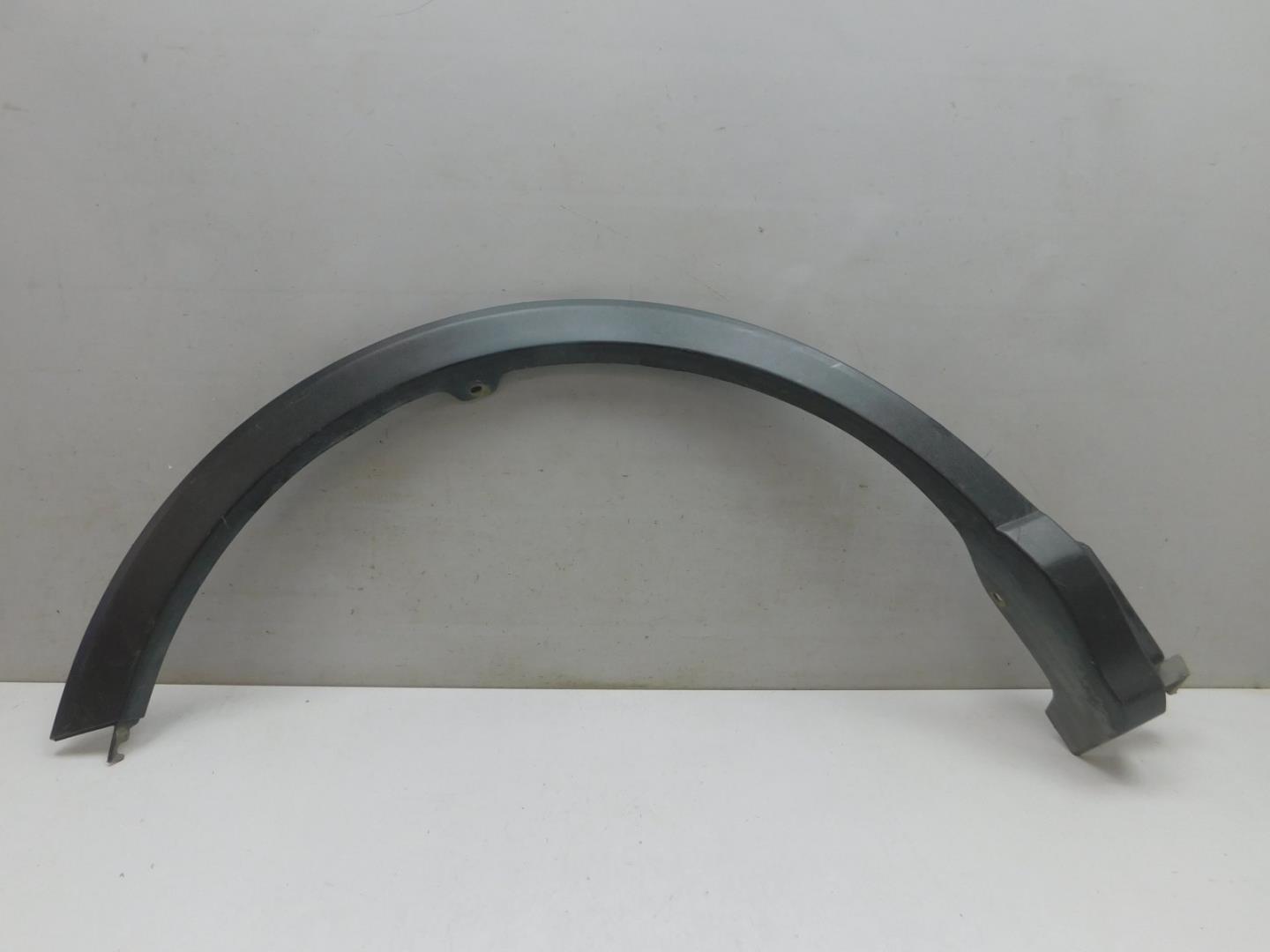 Накладка заднего крыла правого