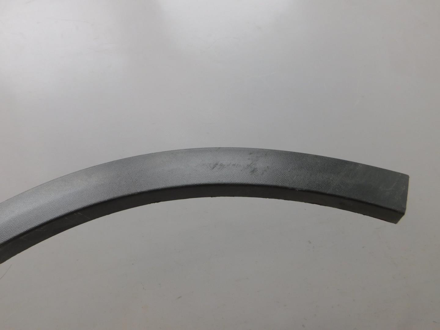 Накладка заднего крыла левого