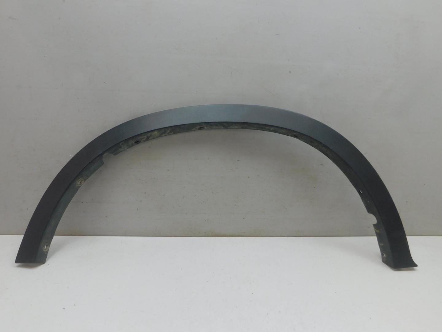 Накладка заднего крыла правого