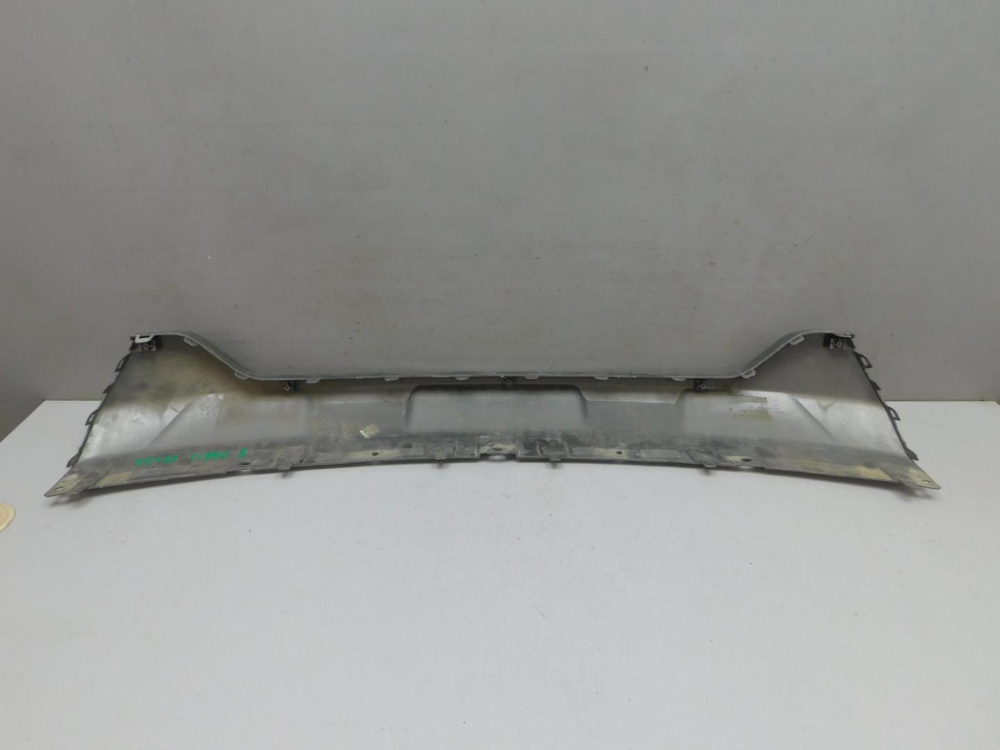 Накладка переднего бампера