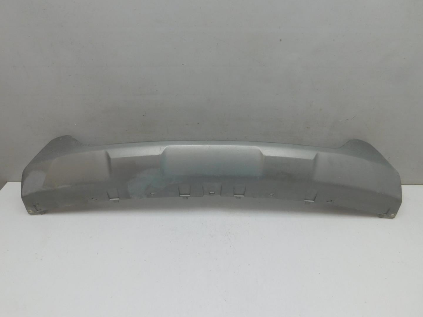 Накладка переднего бампера