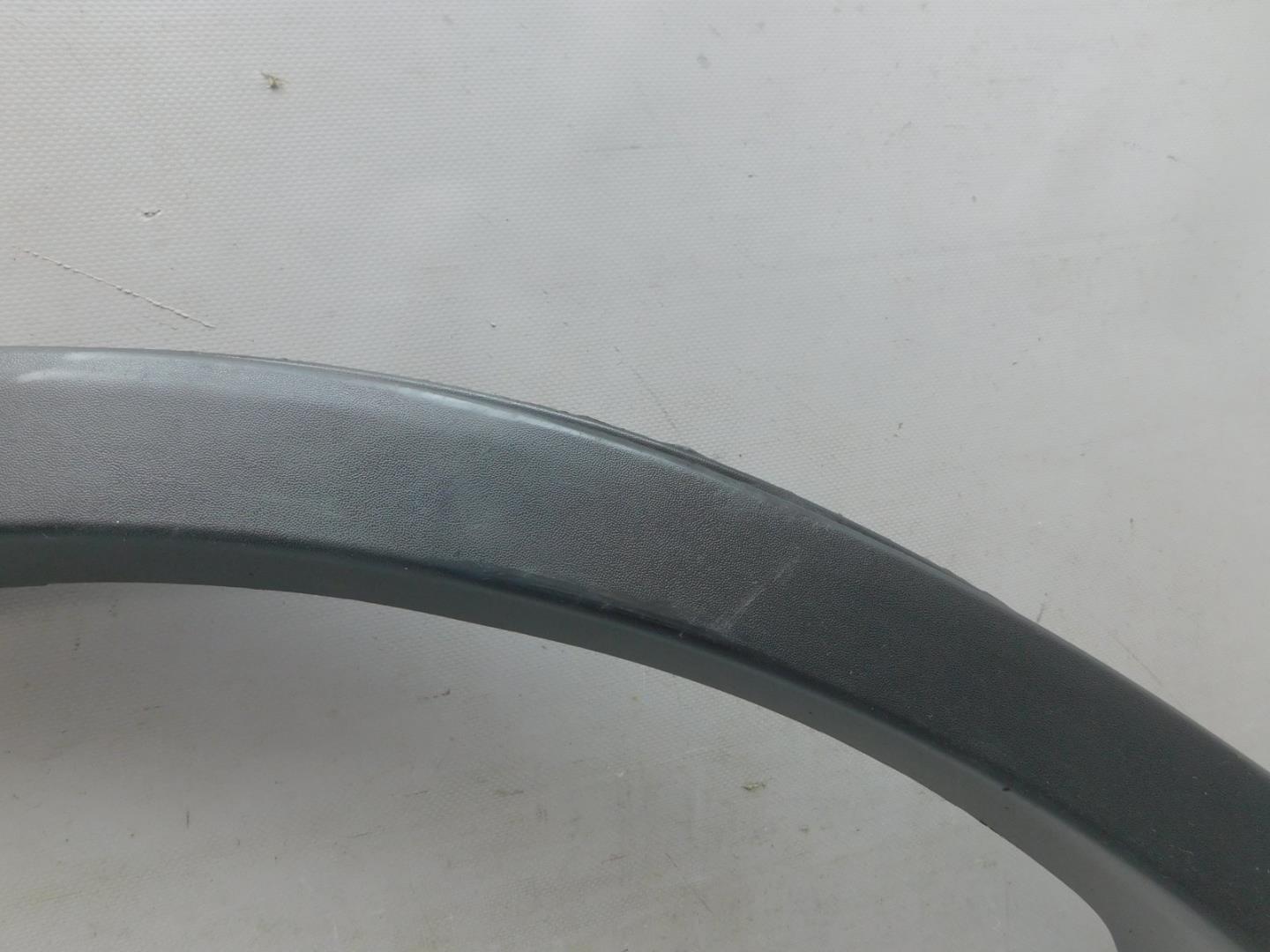 Накладка заднего крыла правого