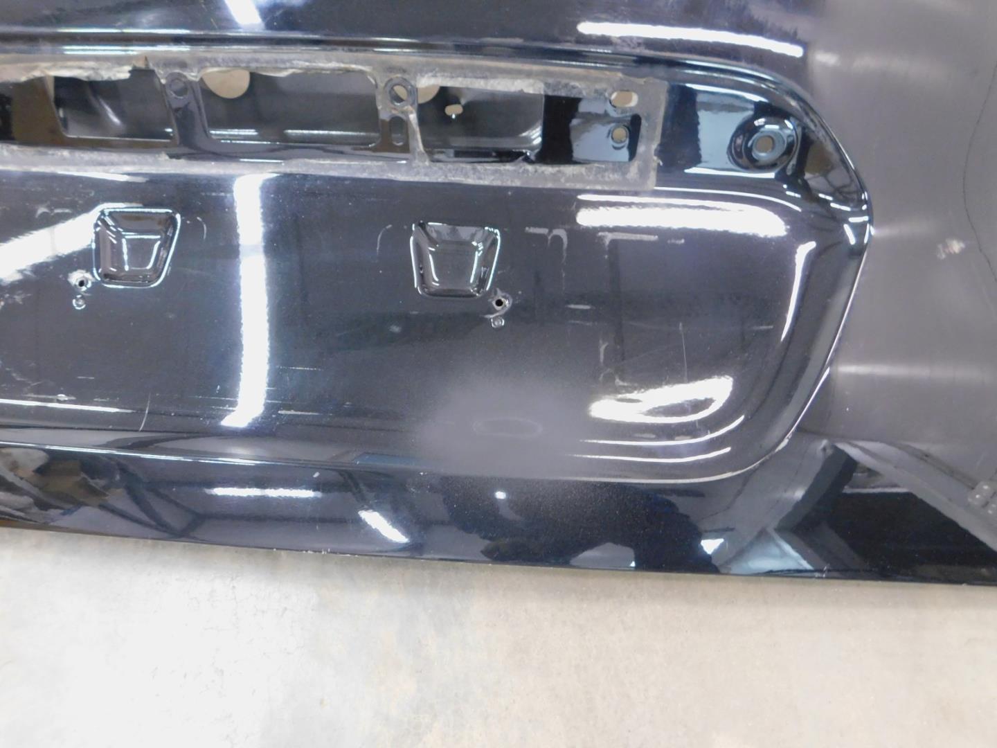 Дверь багажника