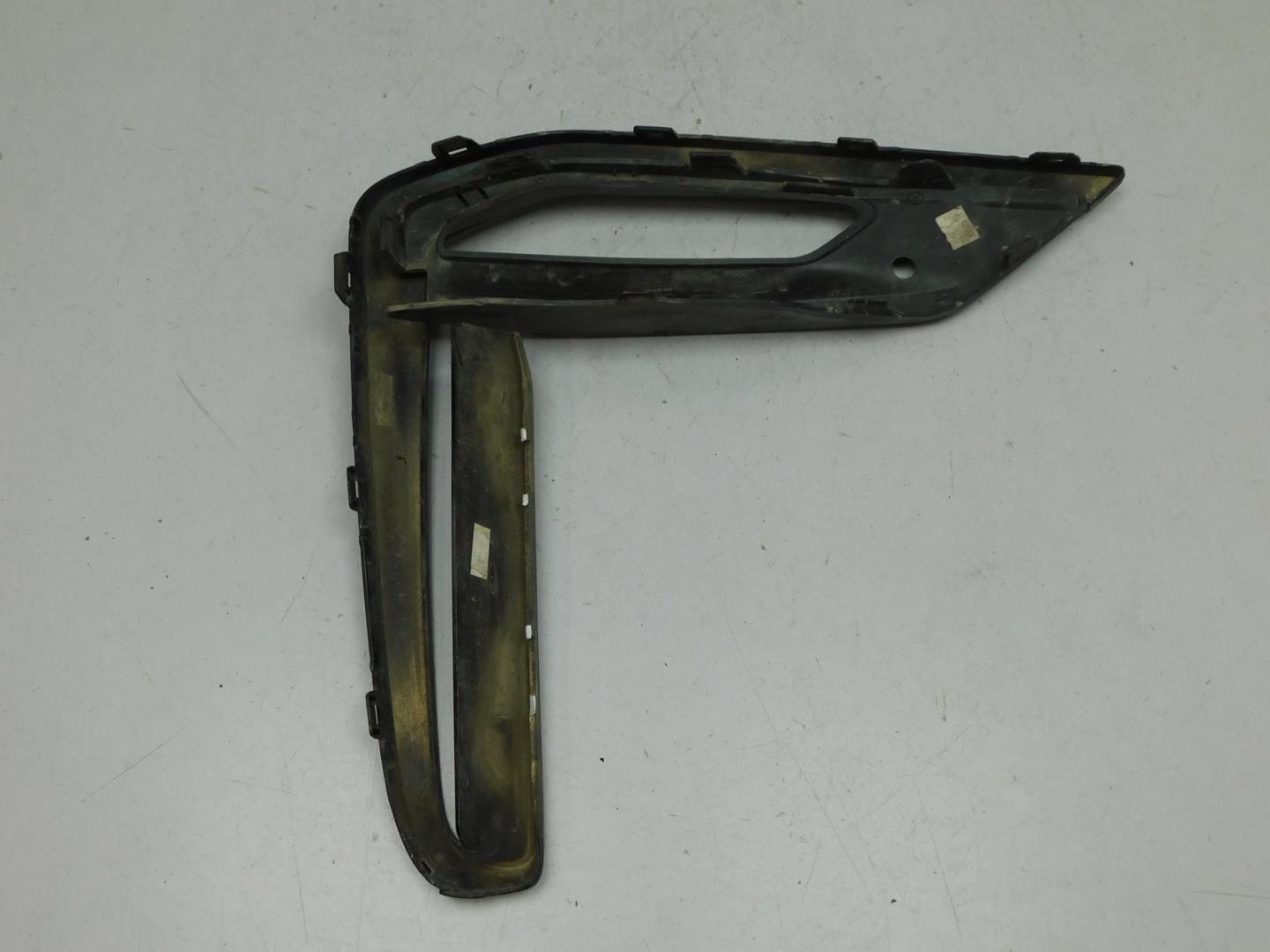 Накладка переднего бампера