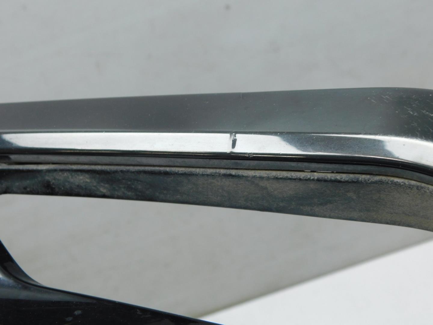 Накладка переднего бампера