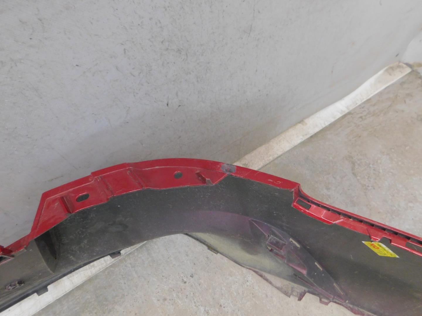 Бампер задний