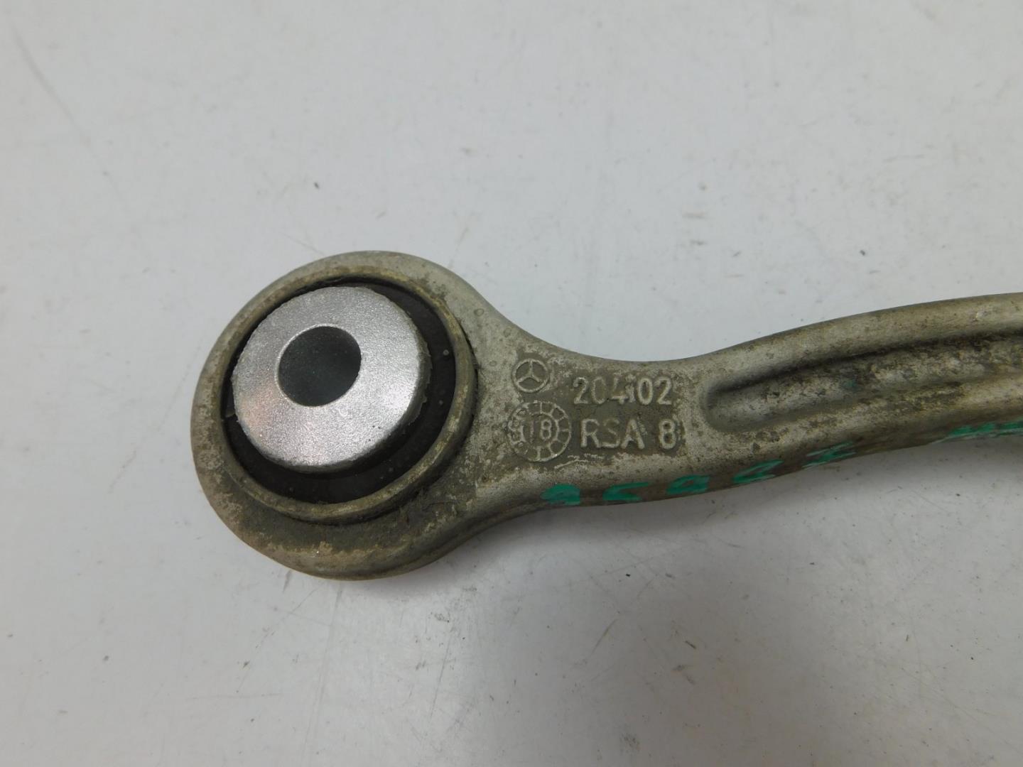 Рычаг задний нижний левый