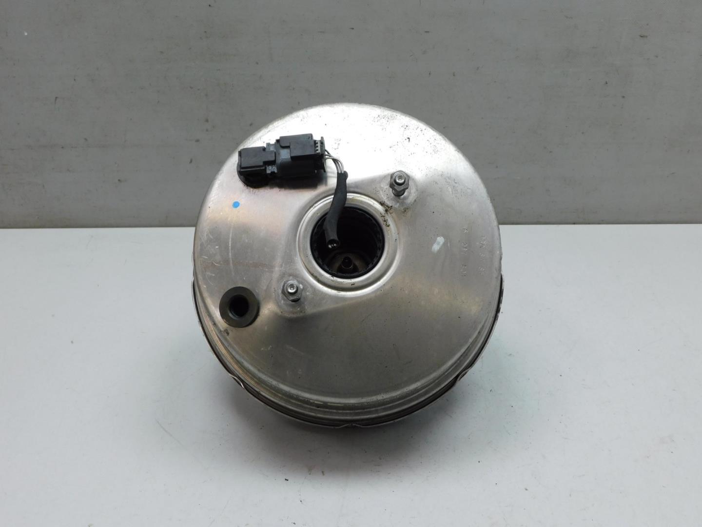 Усилитель тормозов вакуумный