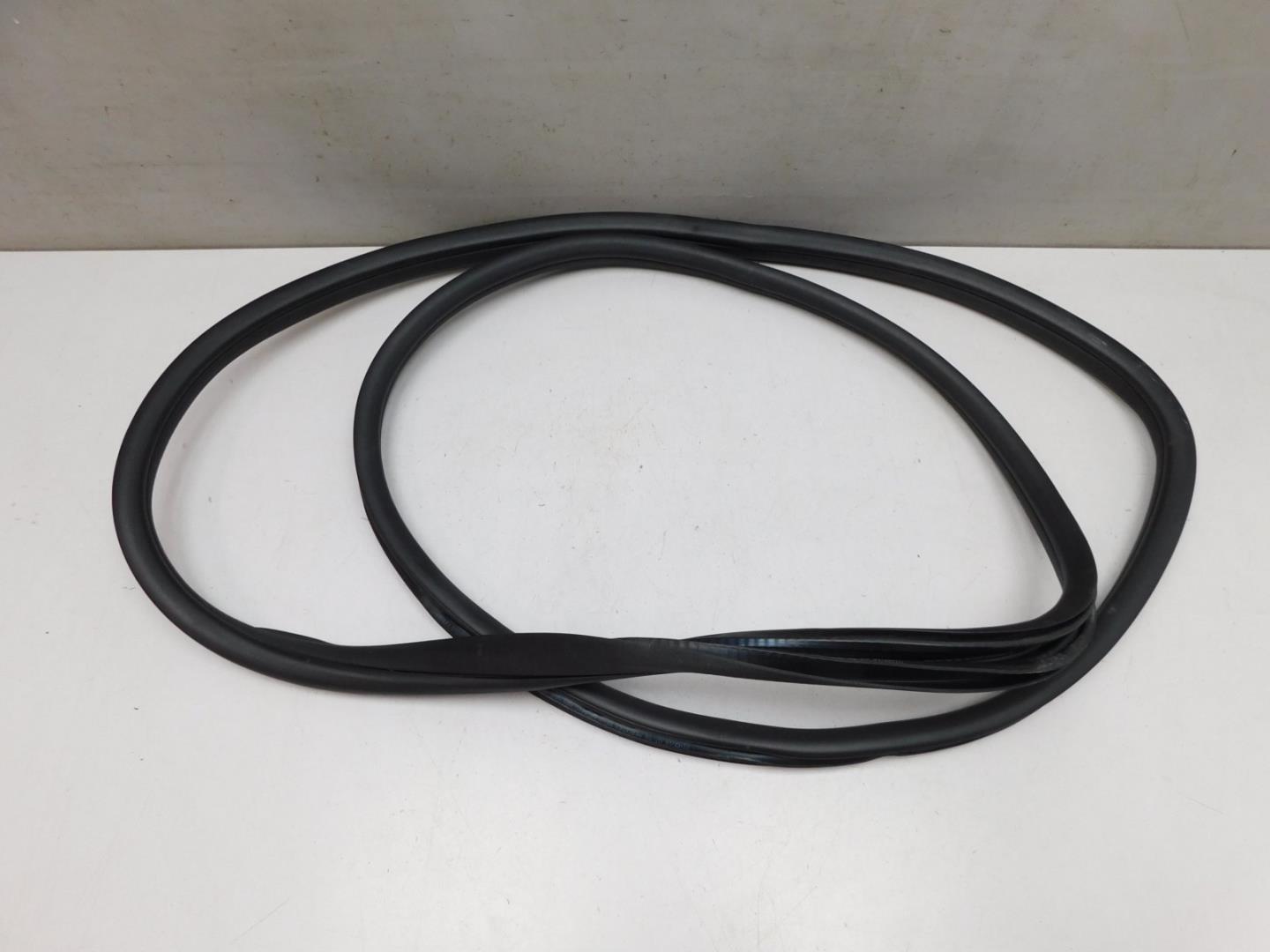 Уплотнитель двери