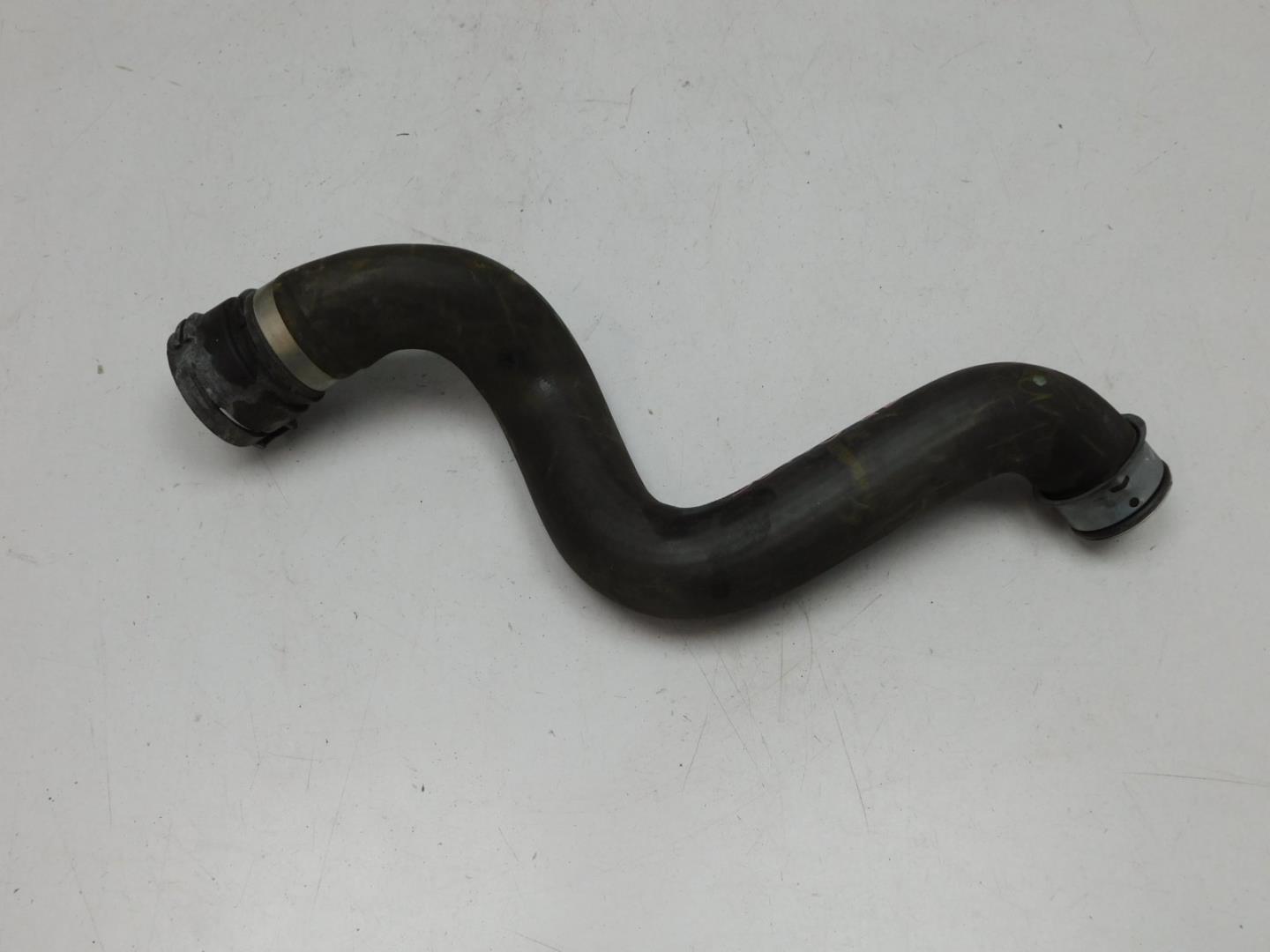 Шланг системы охлаждения