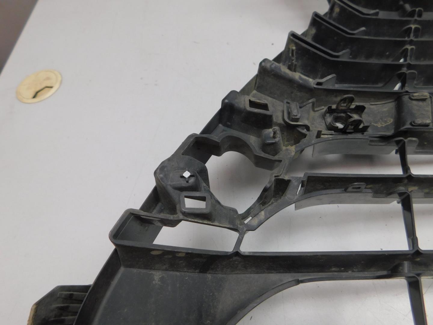 Решетка радиатора