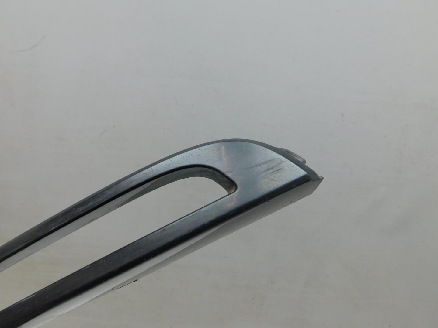 Накладка переднего бампера