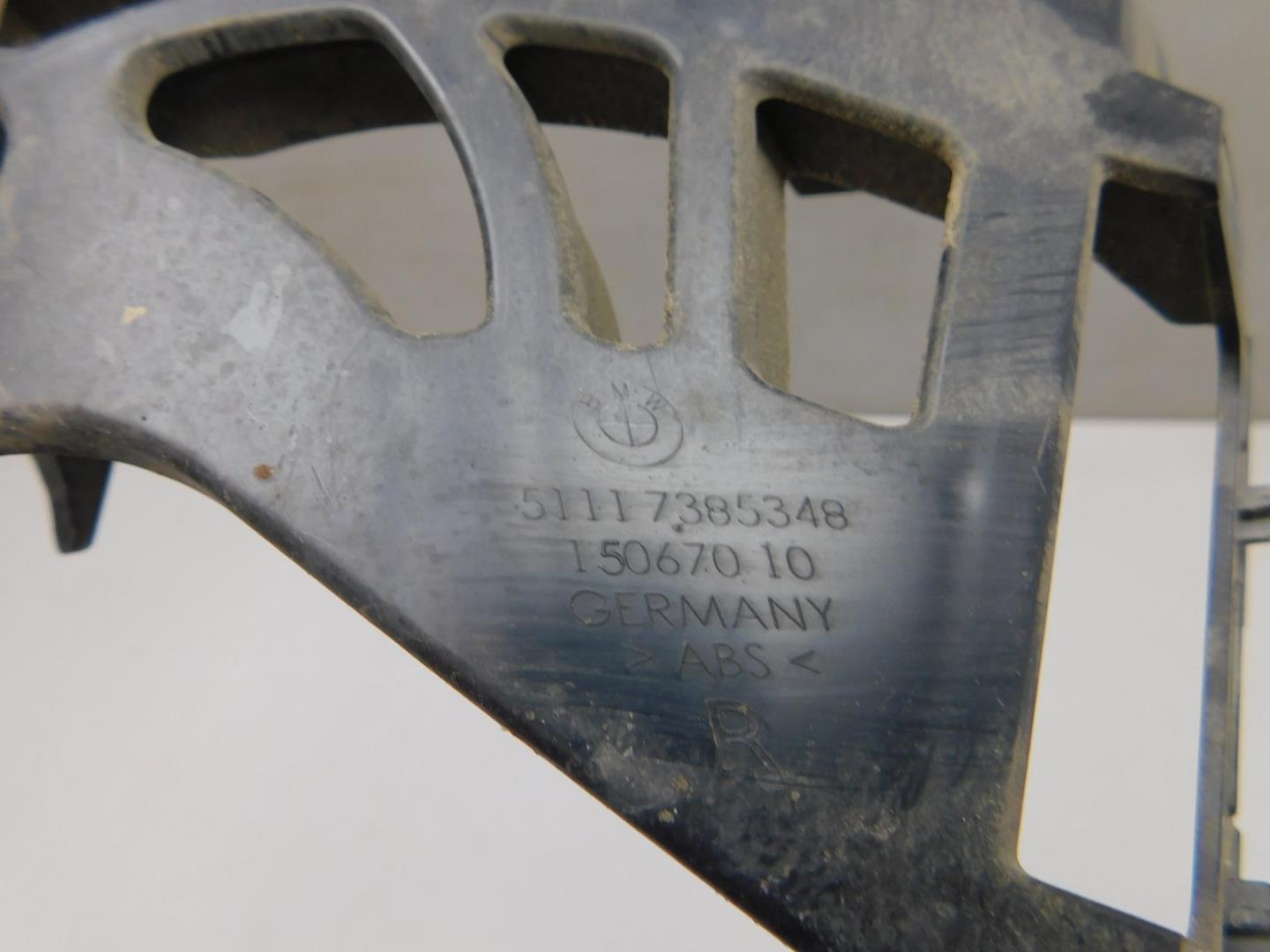 Кронштейн переднего бампера