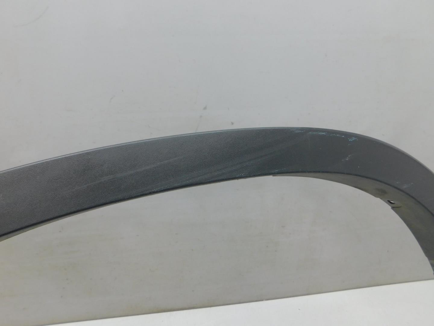 Накладка заднего крыла правого