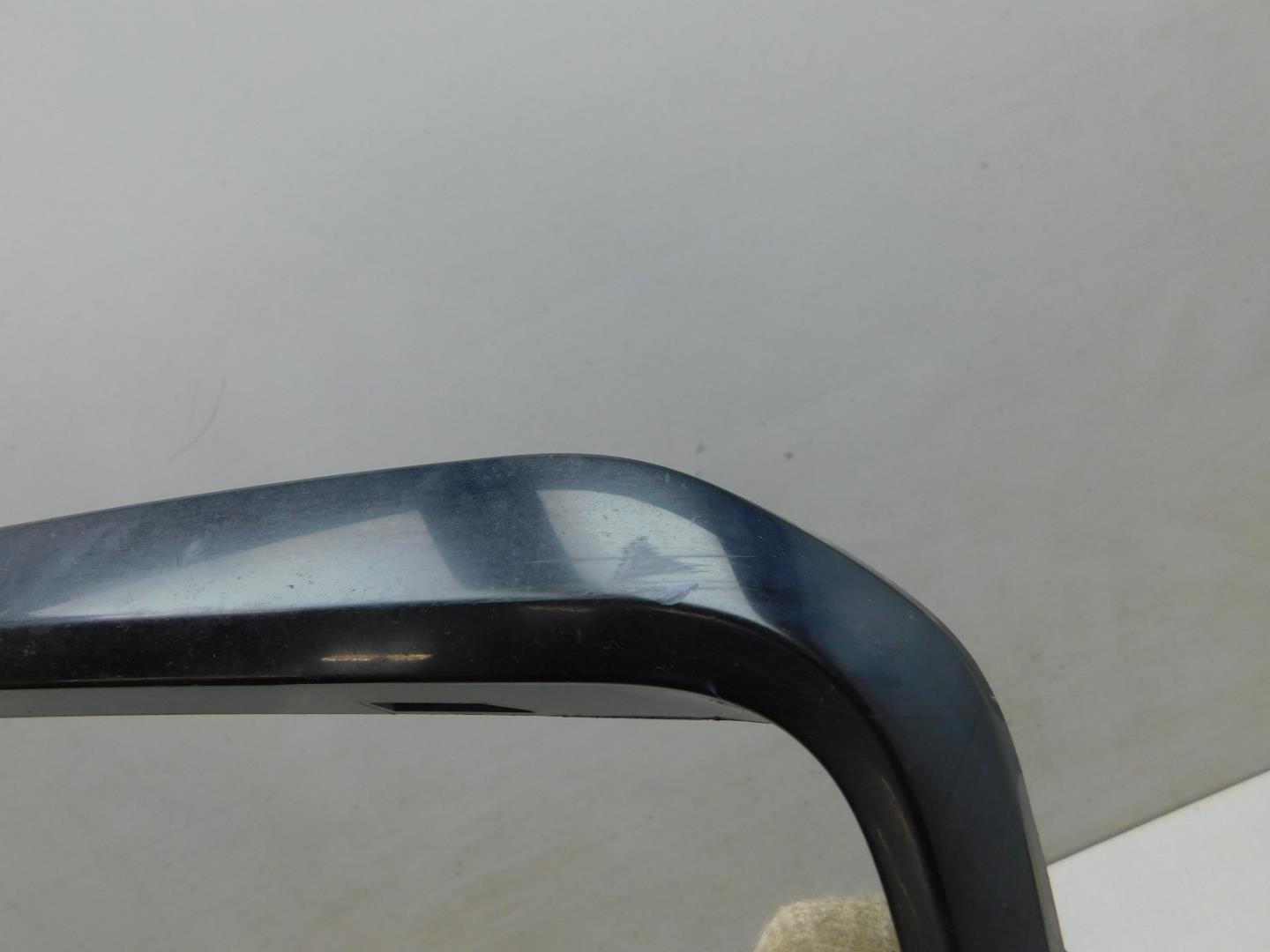 Накладка переднего бампера