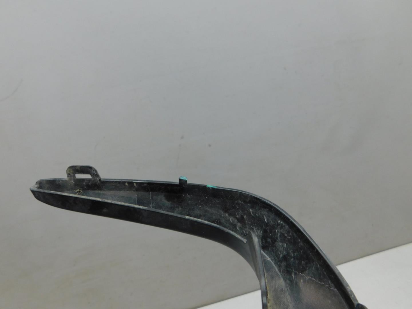 Накладка переднего бампера