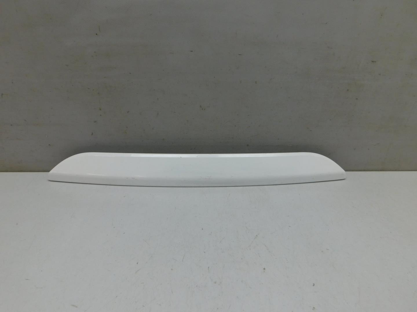 Накладка двери багажника