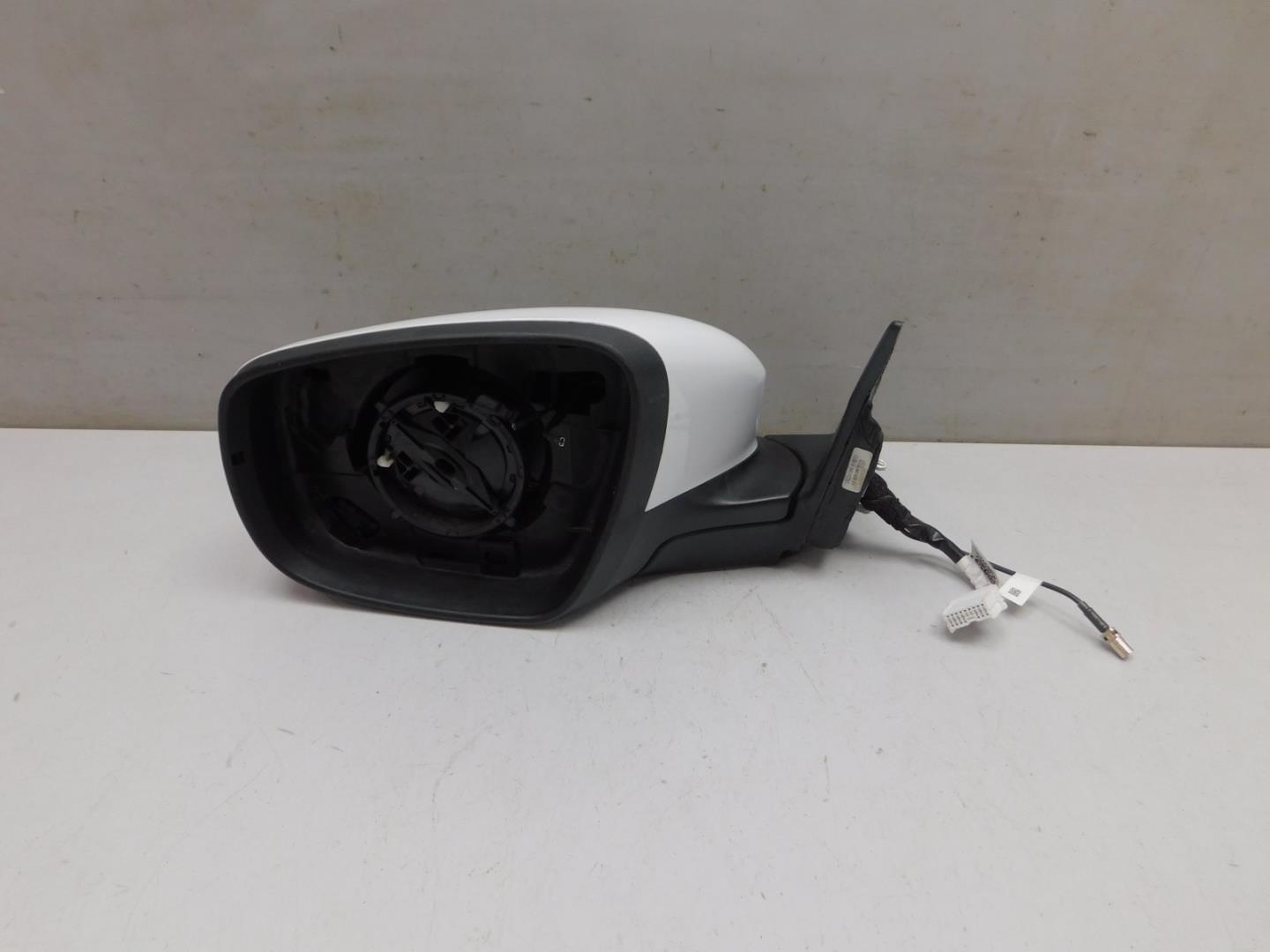 Зеркало левое электрическое