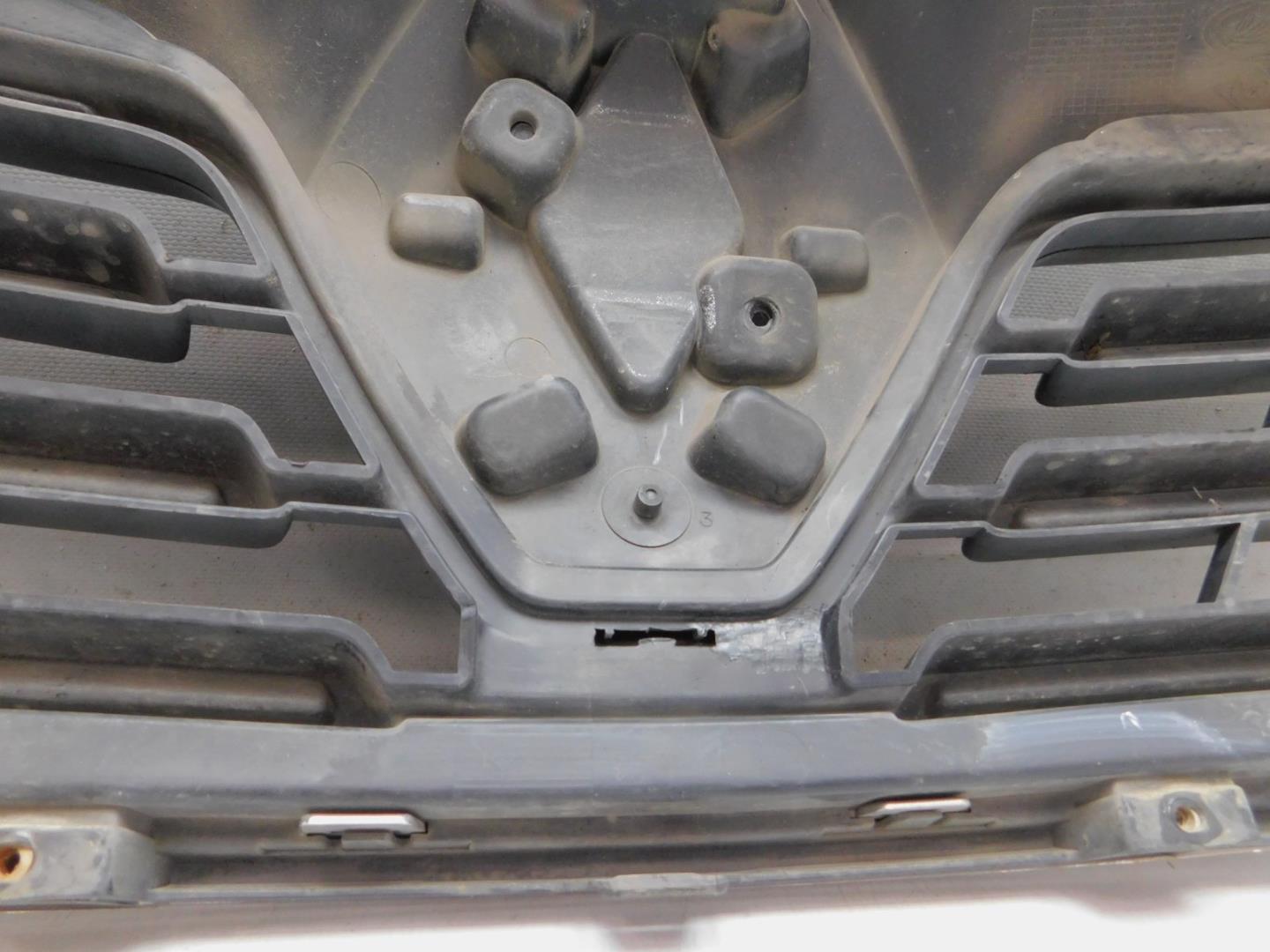 Решетка радиатора