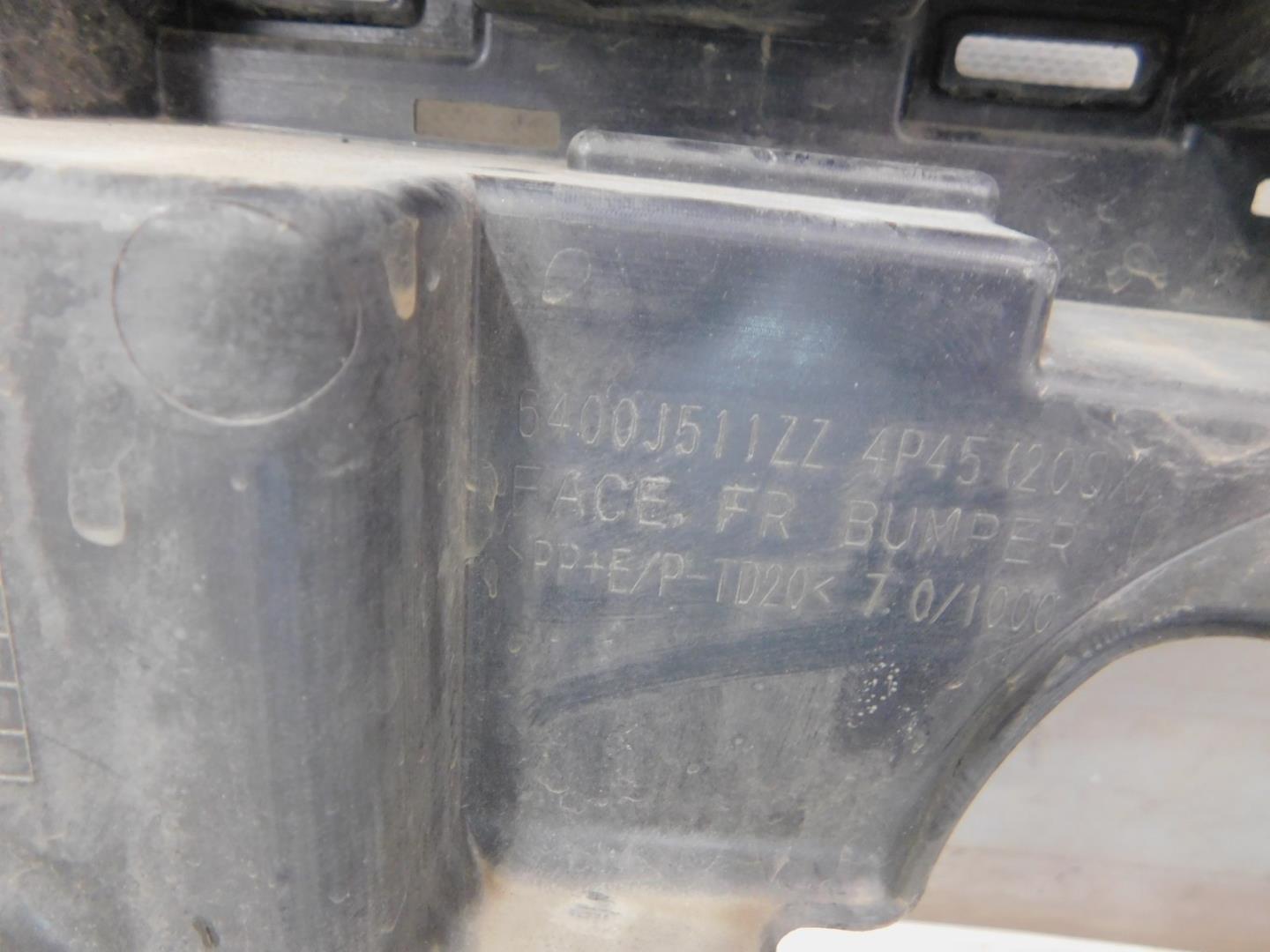 Бампер передний