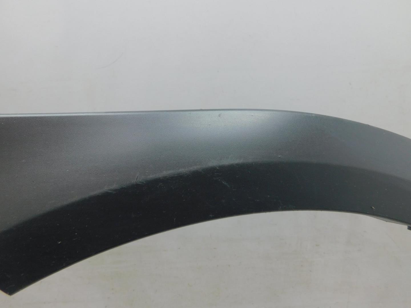 Накладка заднего крыла правого