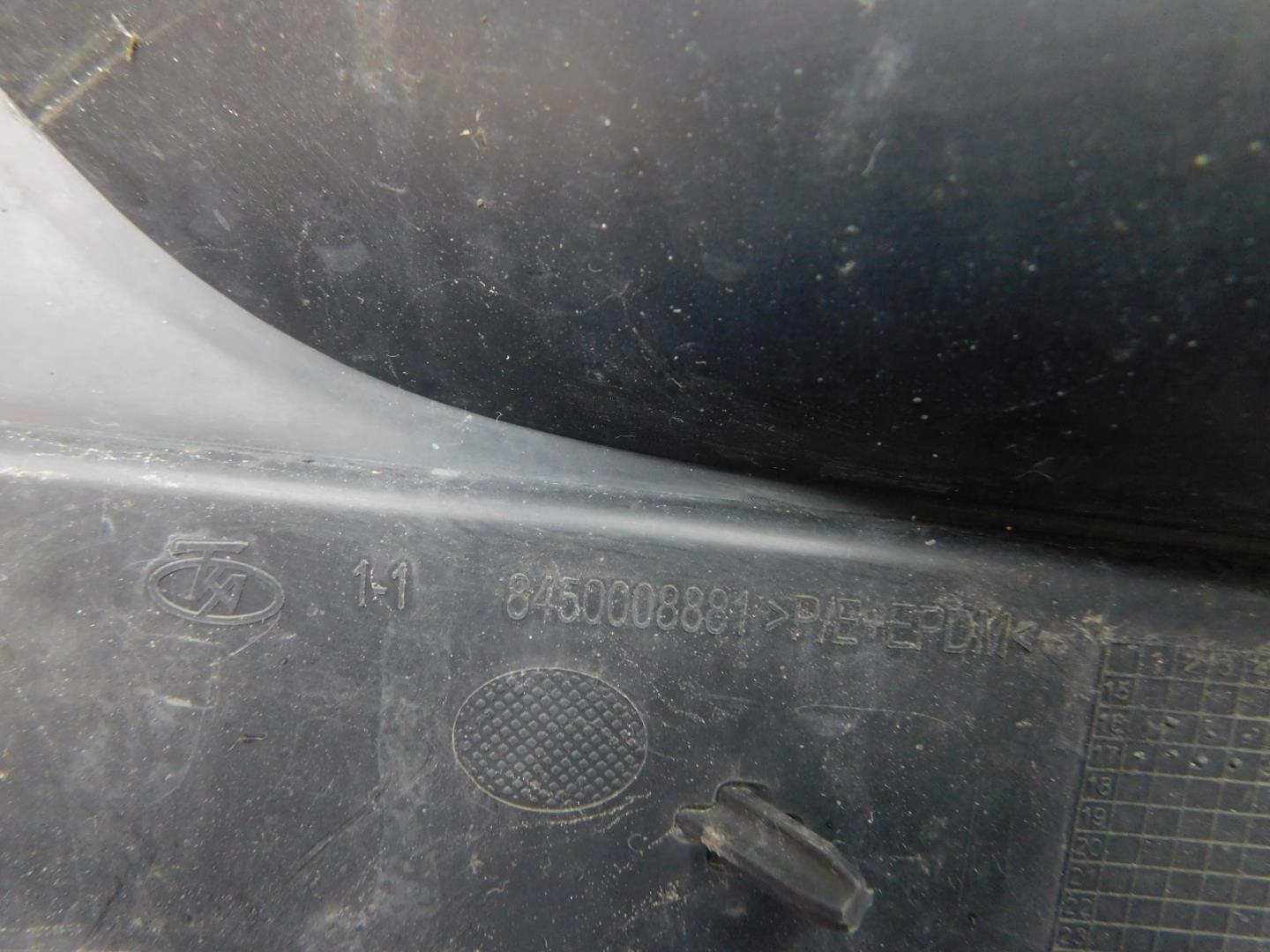 Решетка в бампер правая