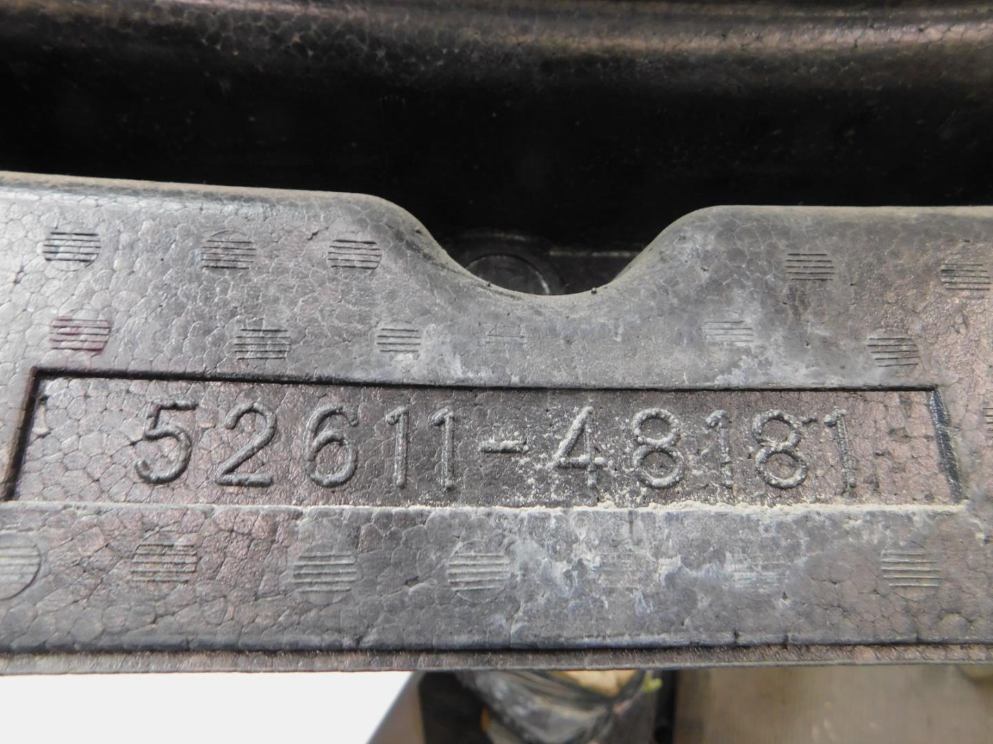 Усилитель переднего бампера