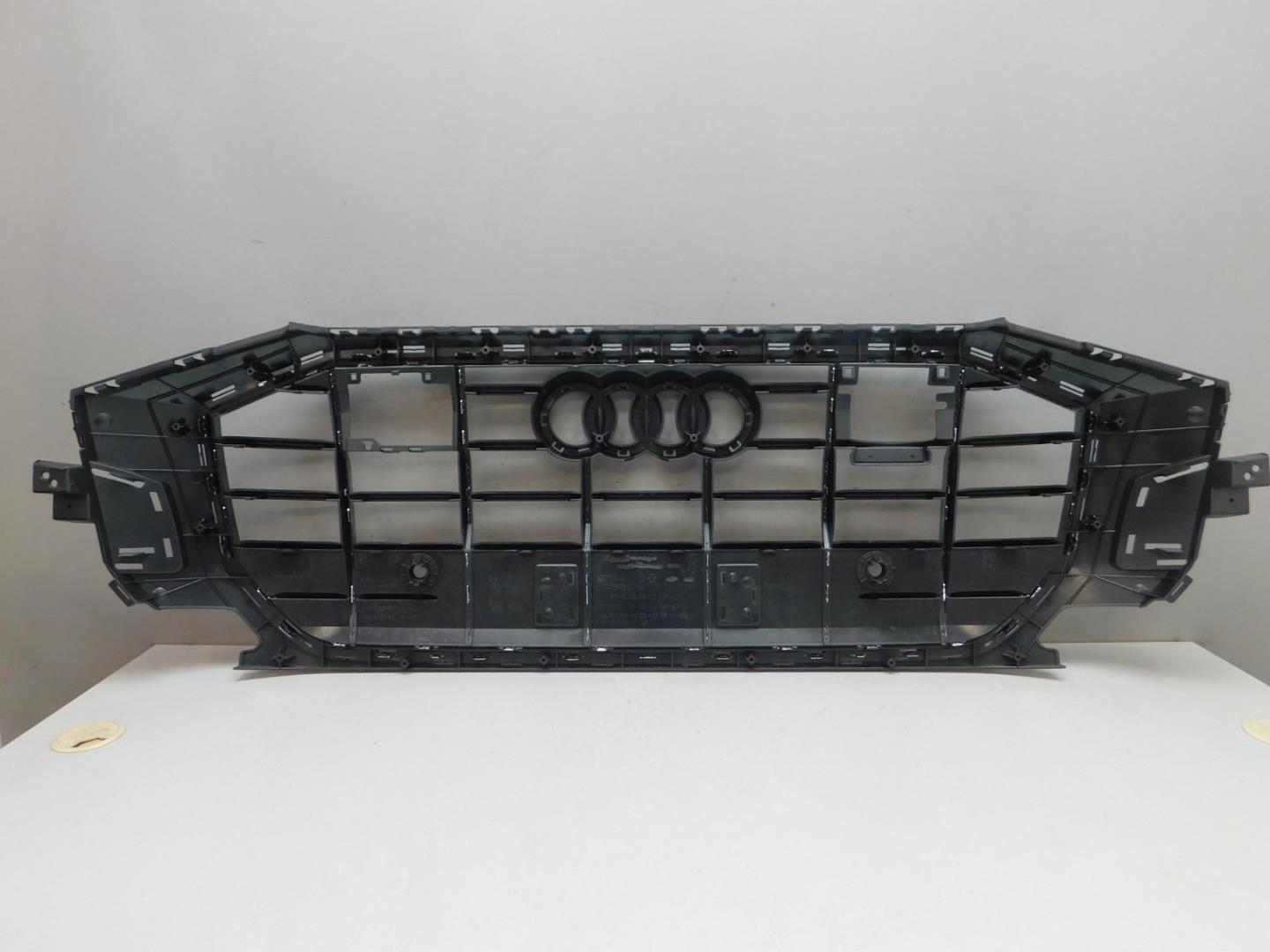 Решетка радиатора