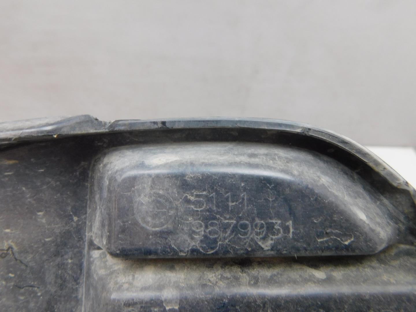 Решетка в бампер левая