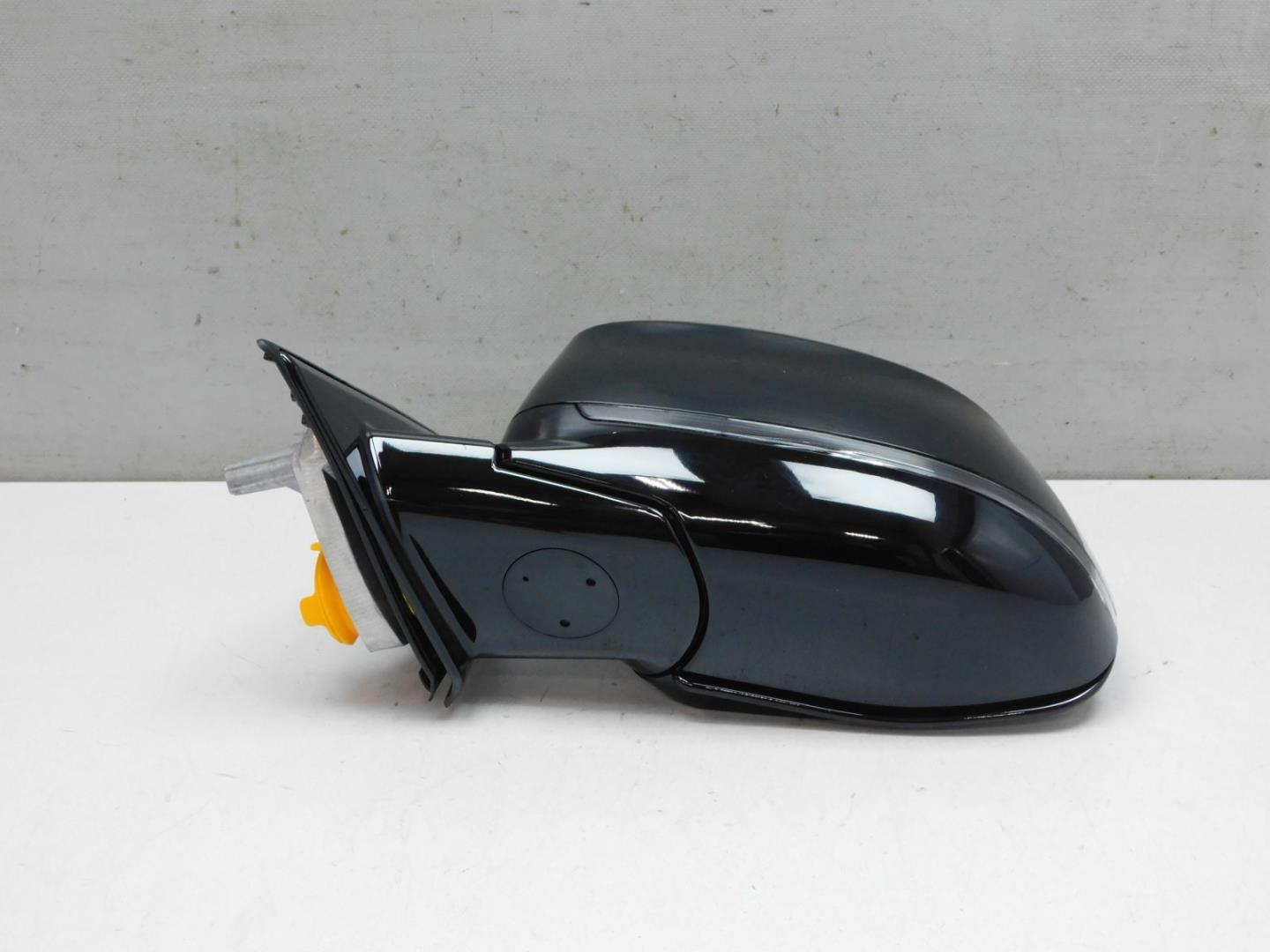 Зеркало левое электрическое