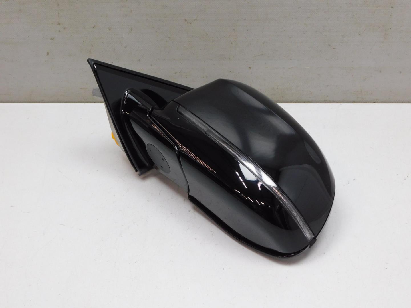 Зеркало левое электрическое