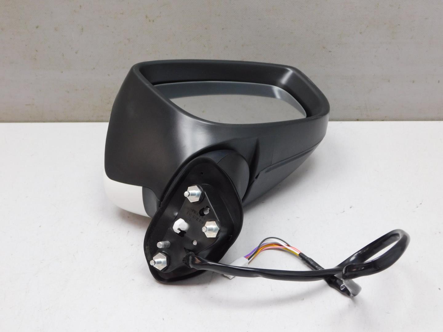 Зеркало правое электрическое