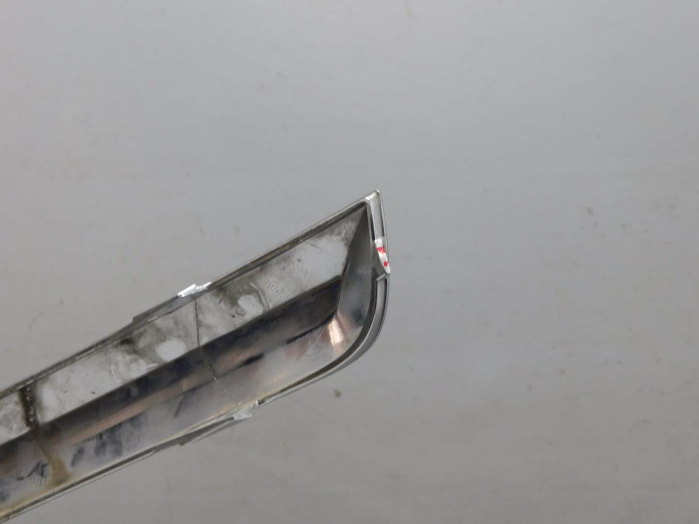 Накладка переднего бампера