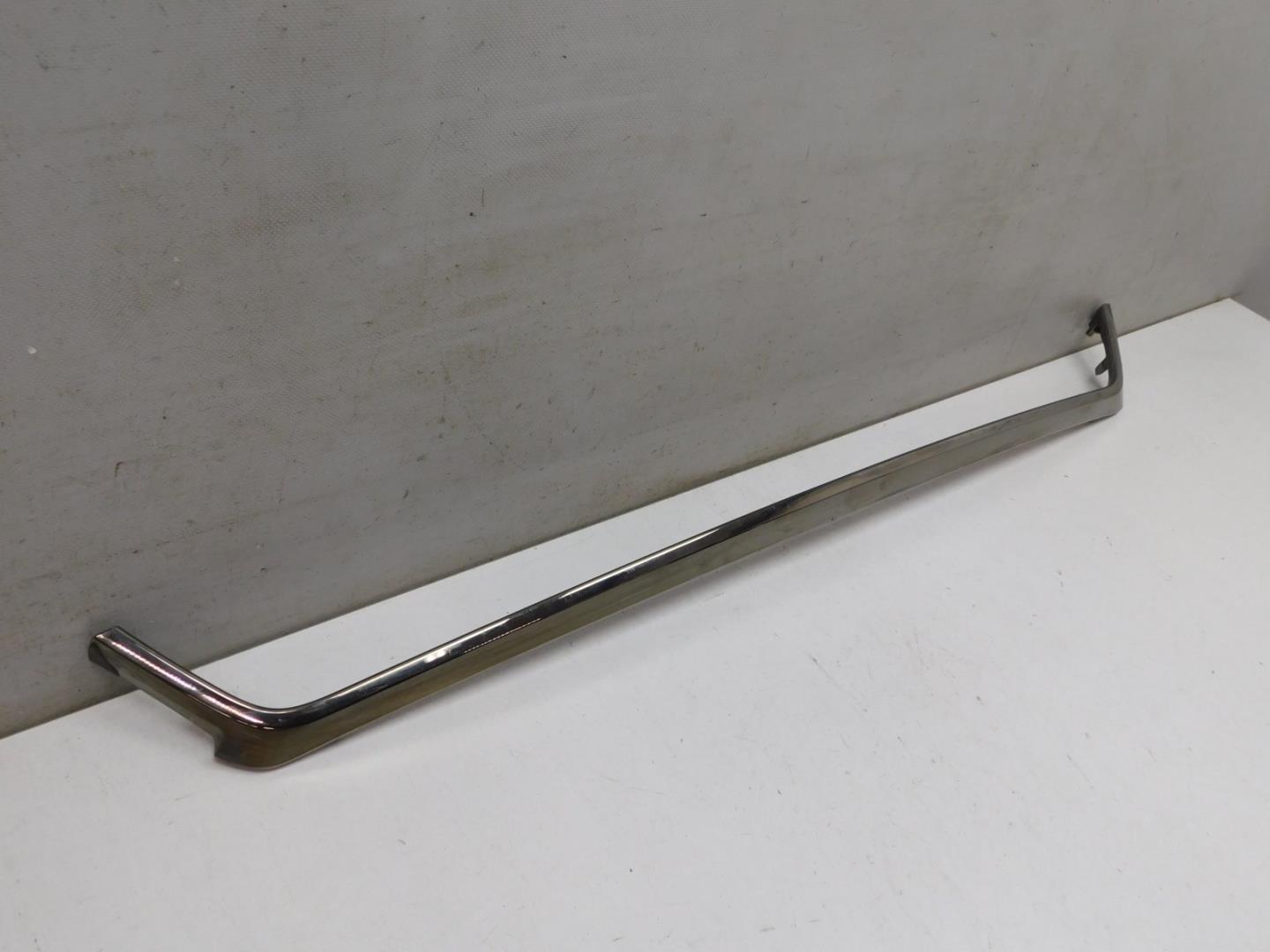 Накладка на решетку радиатора