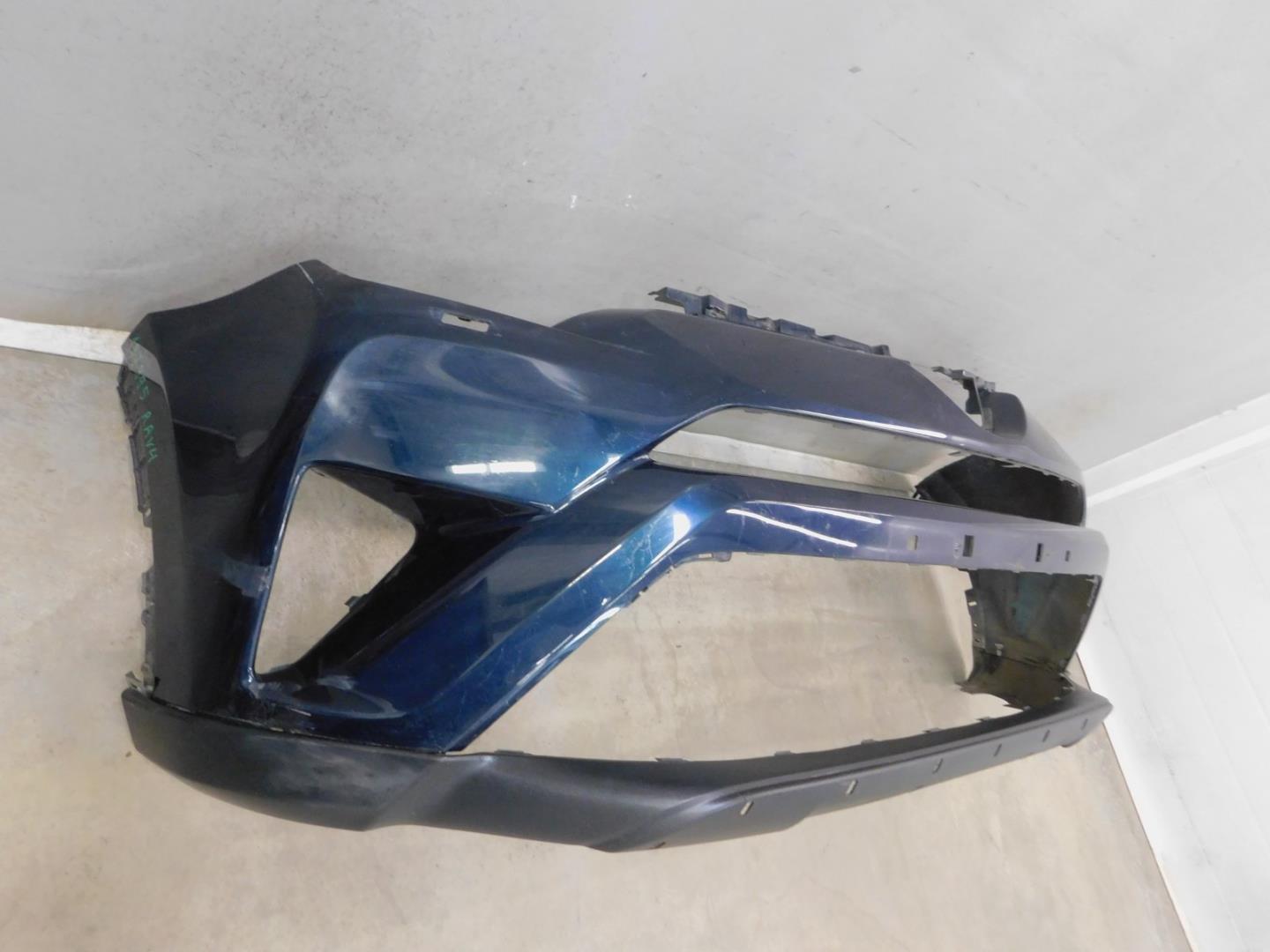 Бампер передний